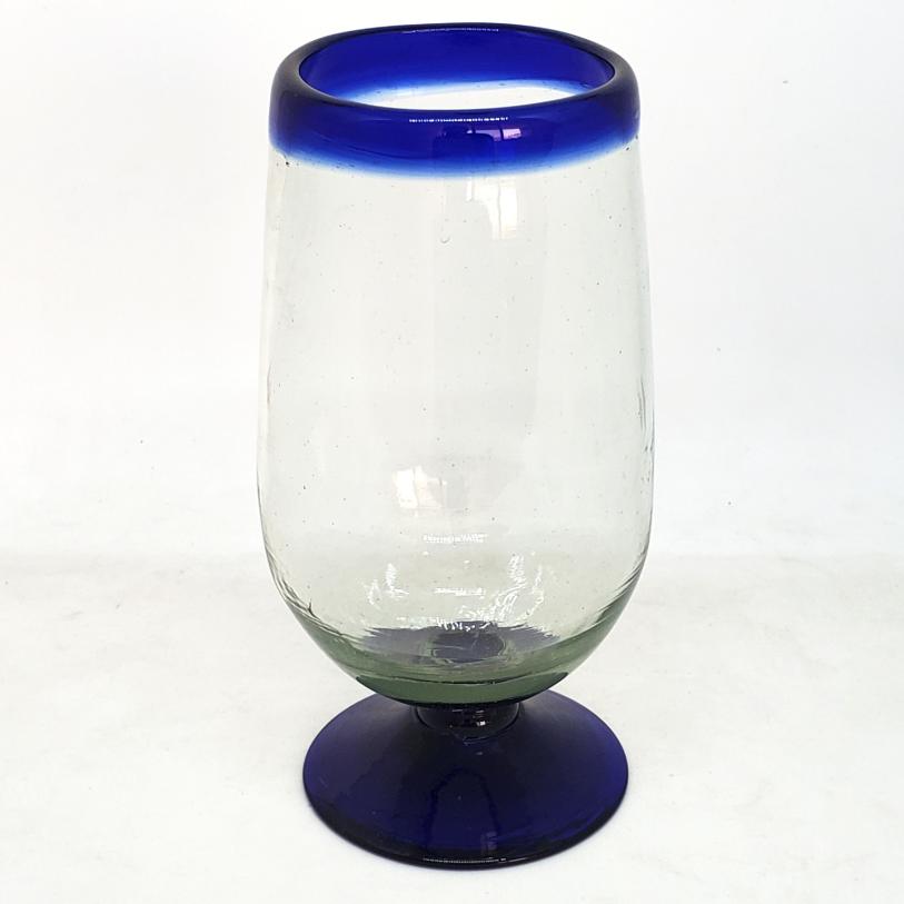 Borde Azul Cobalto / Juego de 6 copas para agua grandes con borde azul cobalto / stas copas altas para agua embelleceran su mesa y le darn un toque festivo. Hechas de vidrio autntico reciclado y soplado a mano.